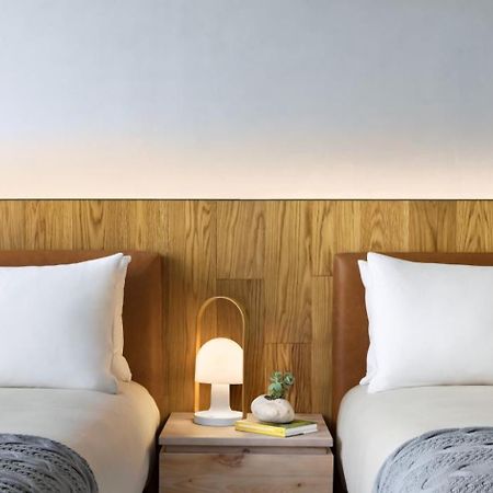 1 Hotel トロント エクステリア 写真